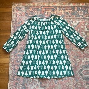 Hanna Andersson long sleeve Christmas tree nightgown, size 140